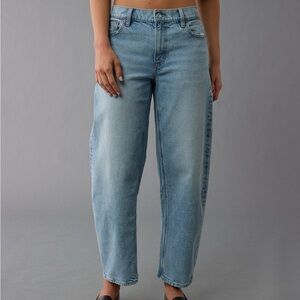 American Eagle Barrel Jeans NWT